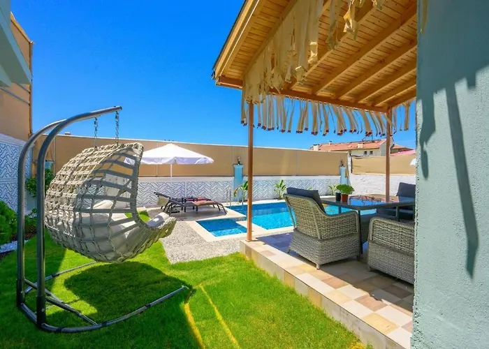 Ozbi 2-villa With Ootdoor Heated Pool For 4 People In فيلة