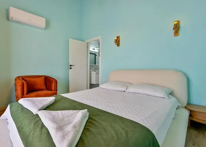 Вилла Ozbi 2-villa With Ootdoor Heated Pool For 4 People In Фетхие